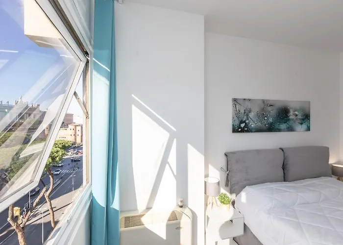 Apartment Laterano View By In Rom